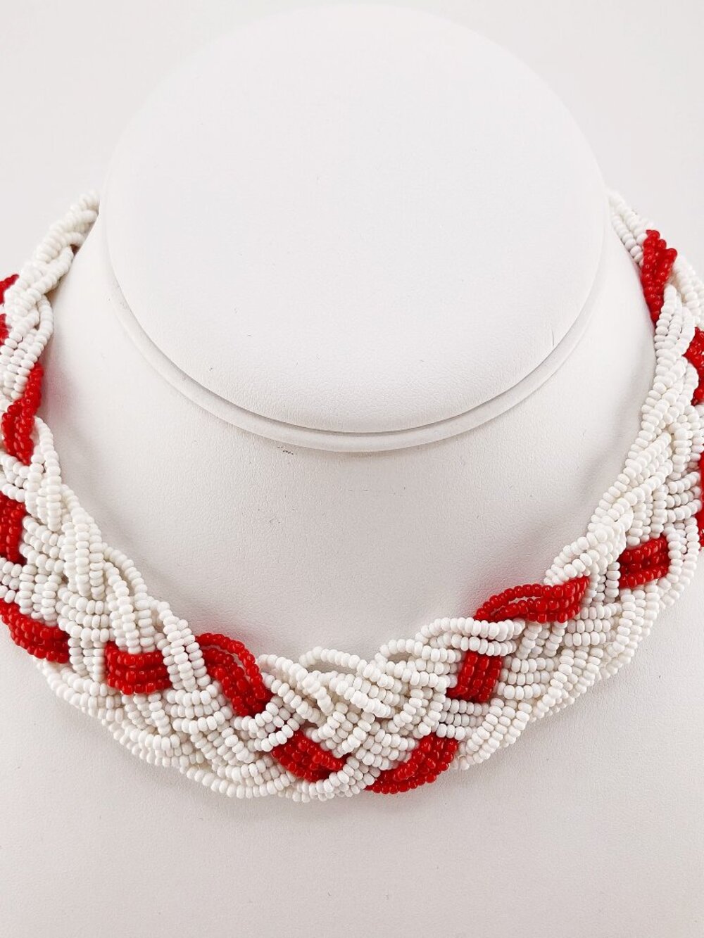 VINTAGE White red multi-strand woven seed bead choker necklace torsade jewelry